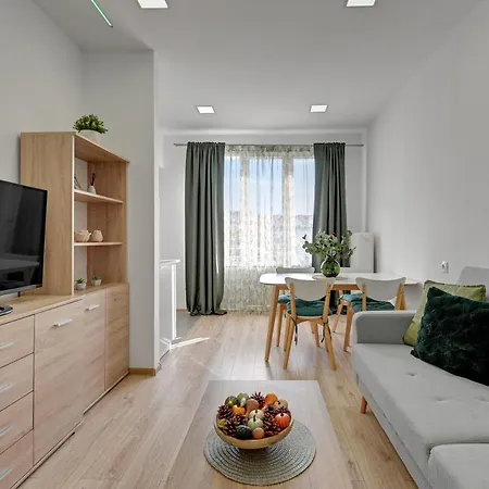 Old Town Korzenna By Downtown